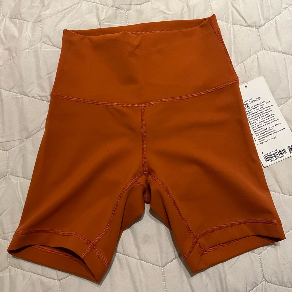 Lululemon Wunder Train HR 6” Shorts